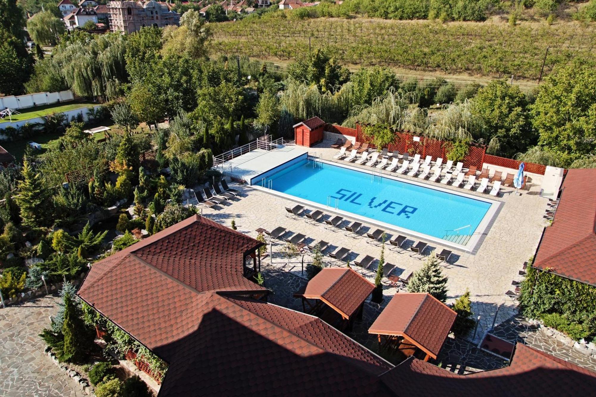 Silver Hotel Oradea Εξωτερικό φωτογραφία