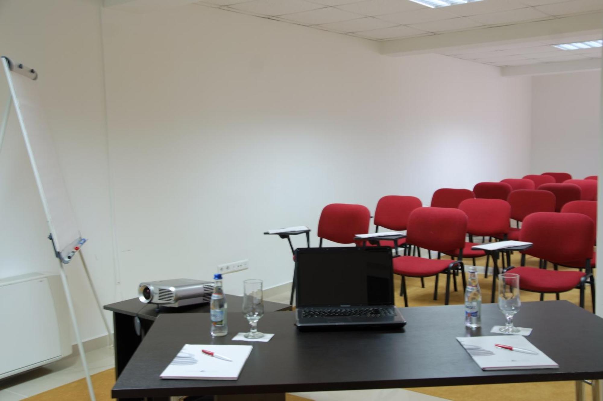 Silver Hotel Oradea Εξωτερικό φωτογραφία